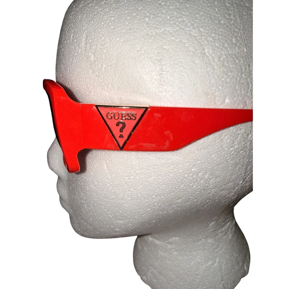 Guess‎ Red Shield Sunglasses GU00035 66C Grey Gradient Lens Triangle Logo Mens